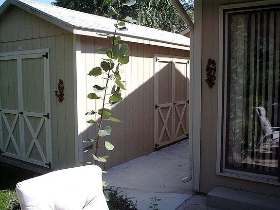 3rd image of 1723 57th Ave