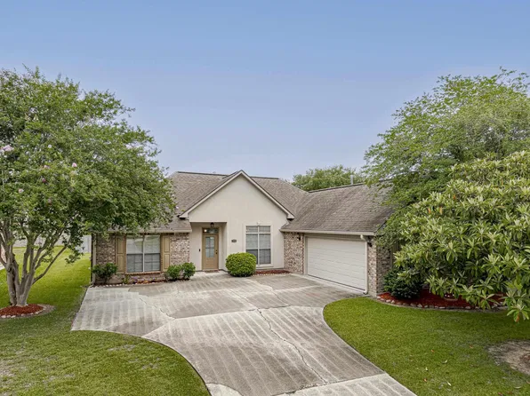37136 Cobblestone Ave, Geismar, LA 70734