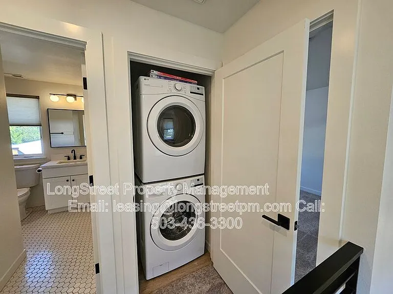 7480 N Oswego Ave — Photo 3