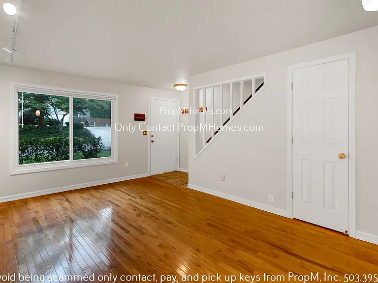 29490 SW Courtside Dr #15 — Photo 4