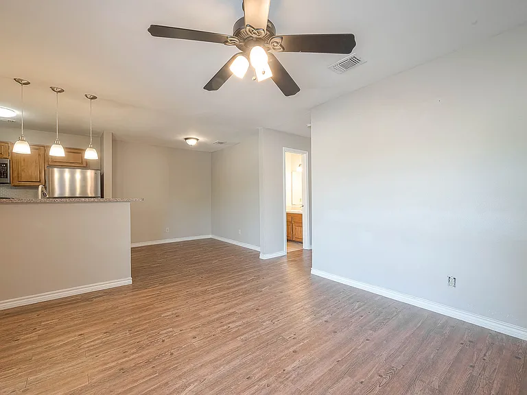 2404 Sycamore Ave #C-1 — Photo 27