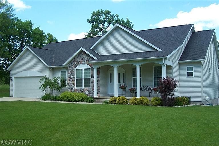 1st image of 10770 Boxwood Dr