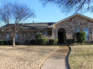 3502 University Dr, Garland, TX 75043