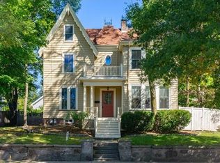 48 Walnut St #1, Watertown, MA 02472