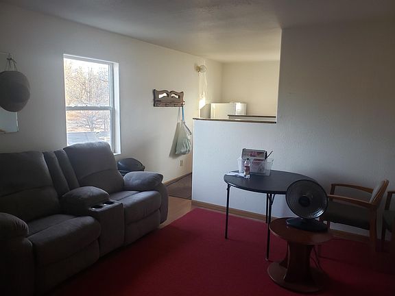 3rd image of 6191 Rogue River Dr