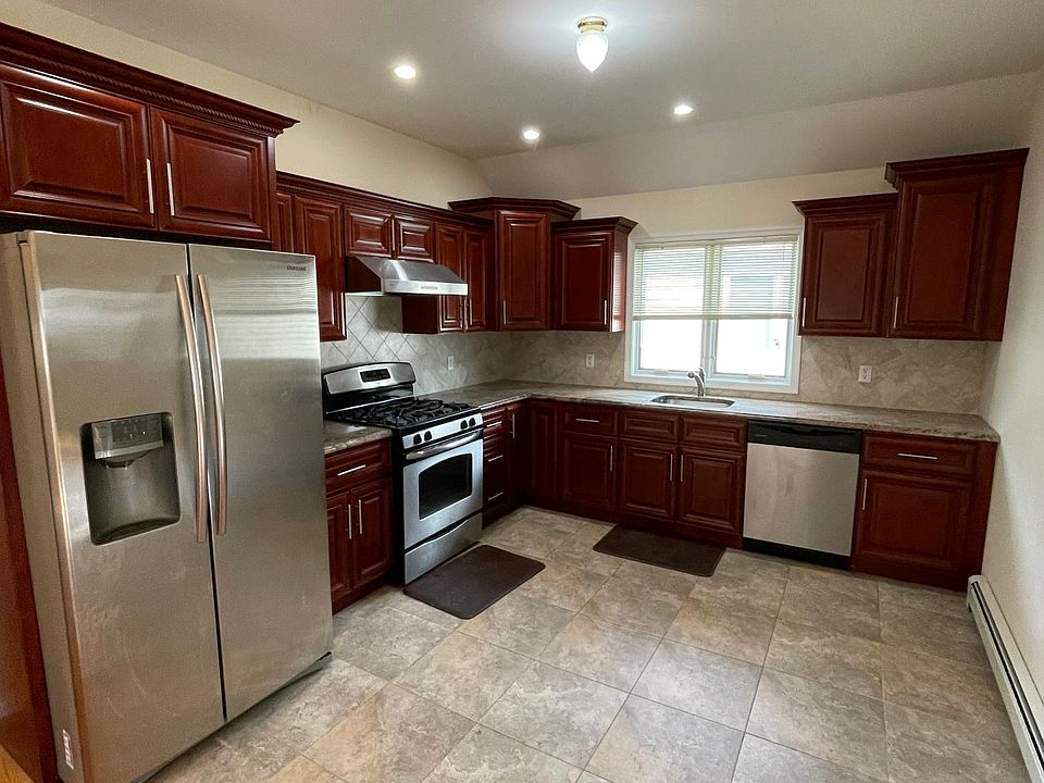 1st image of 73 Speedwell Ave #2
