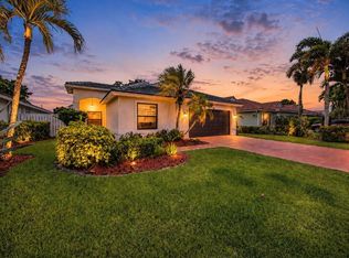 6244 Grand Cypress Cir, Lake Worth, FL 33463