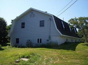 2nd image of 880 Lewiston Rd
