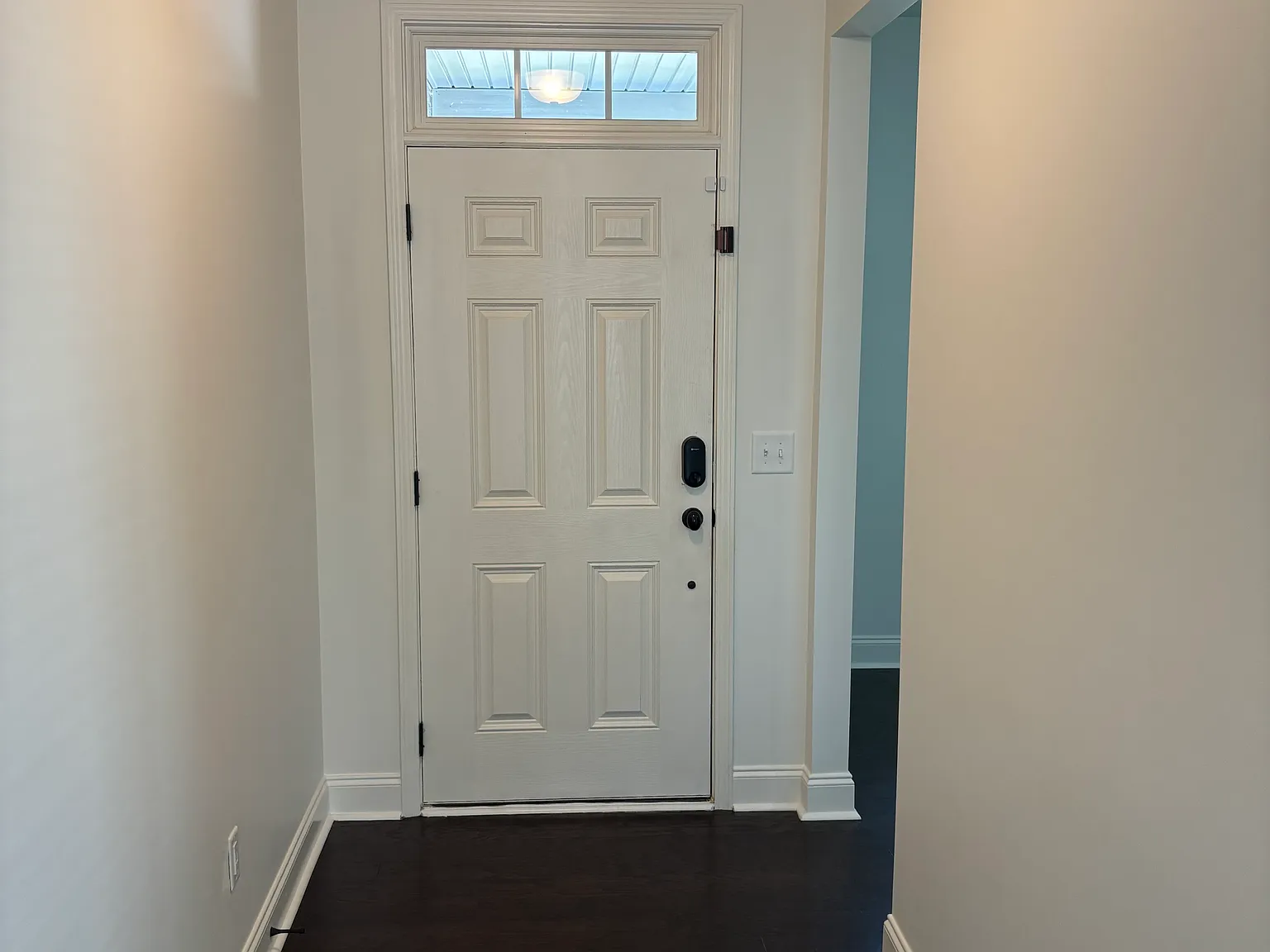4 bed, 3.5 bath, 3174 sqft, $2,800 — Photo 2