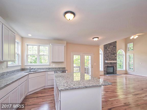 5th image of 117 Gentle Breeze Cir