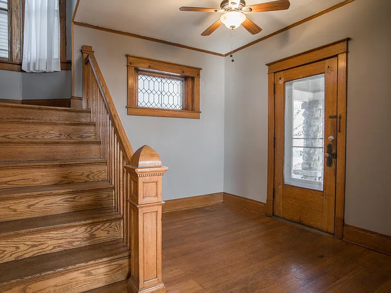 4228 Greenwood Pl — Photo 7