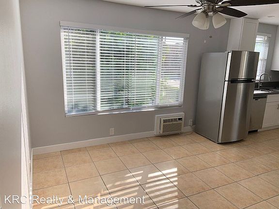 3rd image of 532 Richmar Ave Unit 534-D