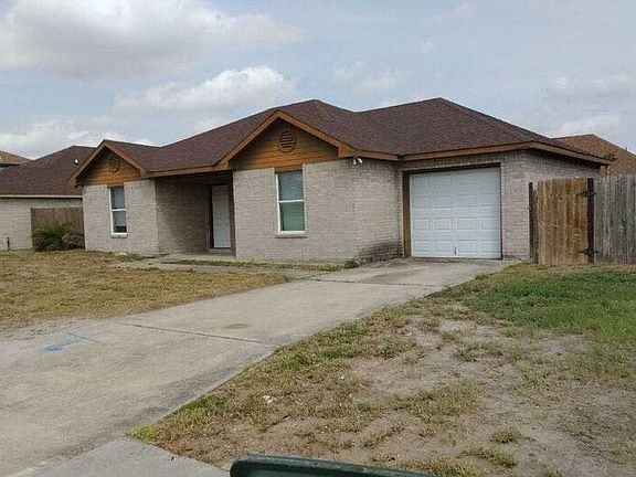 2nd image of 1904 Azalea St