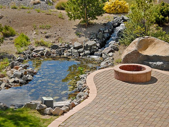 Pond & FirePit