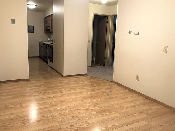 To Kitchen or Bedrooms