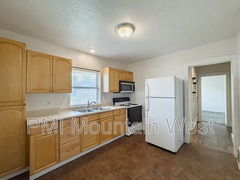 1134 S McClelland St — Photo 22
