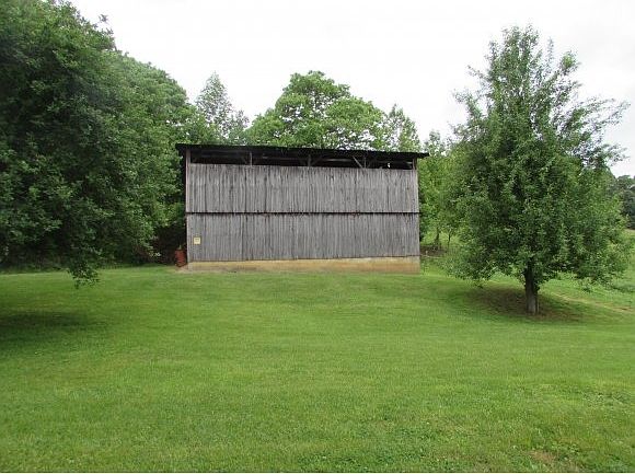 2nd image of 2705 Old Baileyton Rd