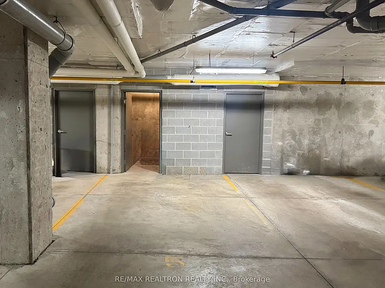 100 Alex Gardner Cir #5 — Photo 29