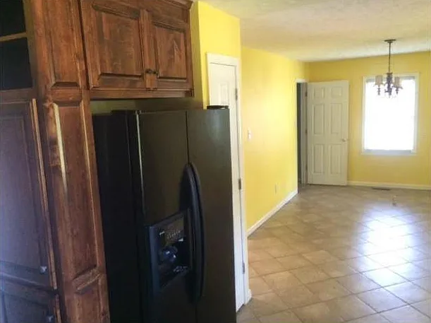 2 Burnham Pl — Photo 4