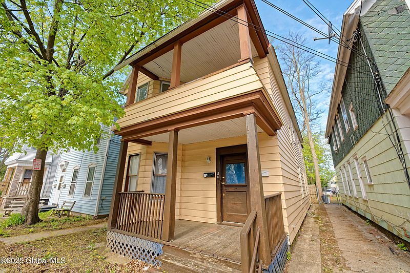 2nd image of 12 Paulding Street