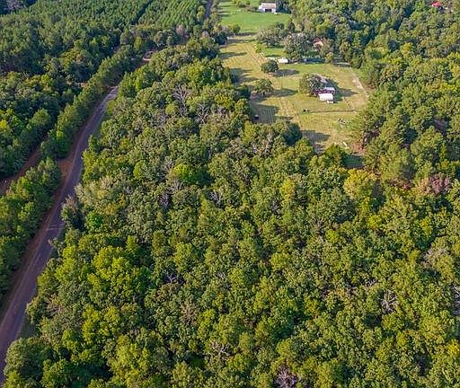 3rd image of 750 An County Road 451