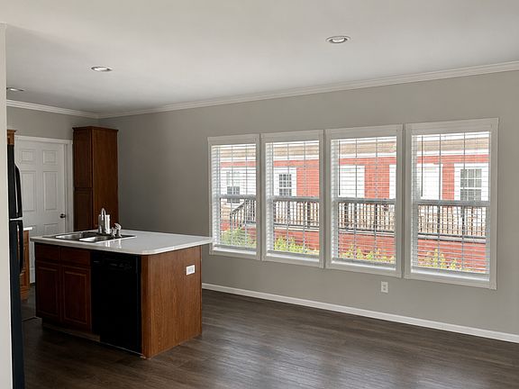 2nd image of 935 Matthew Way #61