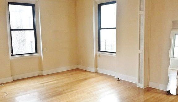3rd image of 2168 35th St APT 3H