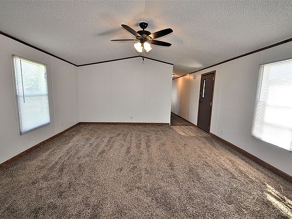5th image of 1414 Flyway Dr