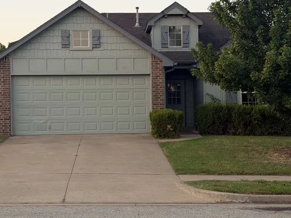 4114 W 105th St S, Jenks, OK 74037