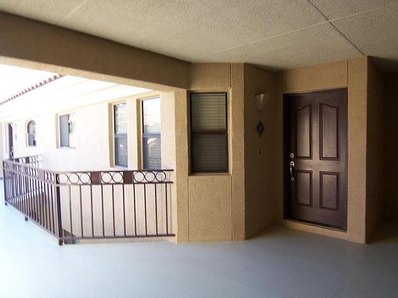 2nd image of 5104 N 32nd St Unit 427