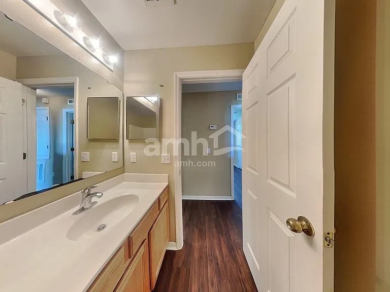 244 Verzon Ct — Photo 19