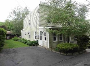 30 Rockefeller Rd #AB, Delmar, NY 12054