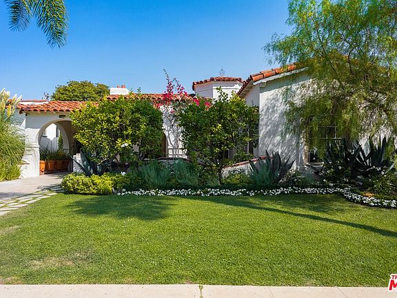2nd image of 1156 S La Jolla Ave