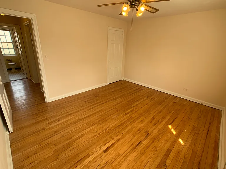 2848 Thornhill Rd — Photo 16
