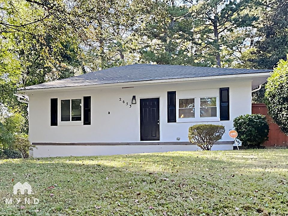 1st image of 2653 Randall St