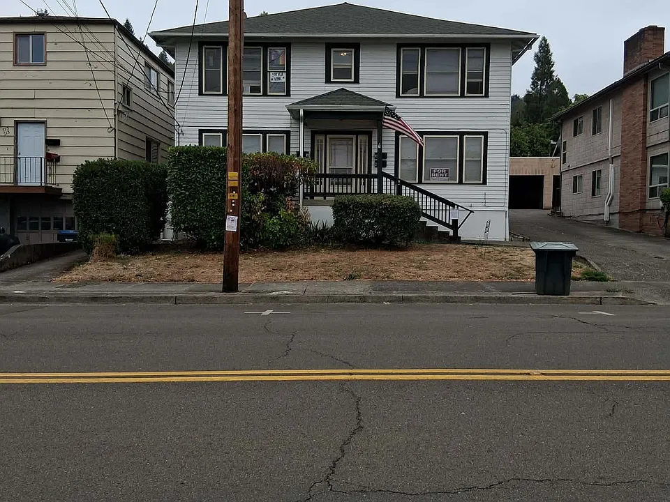 721 SE Kane St #1