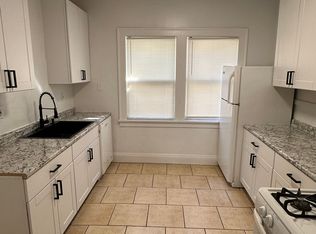 1687 Belmar Rd #1, Cleveland, OH 44118