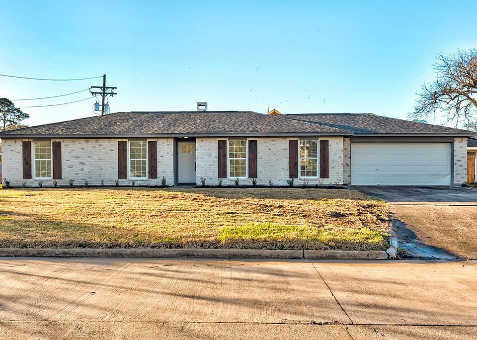 1st image of 3305 Elinor St