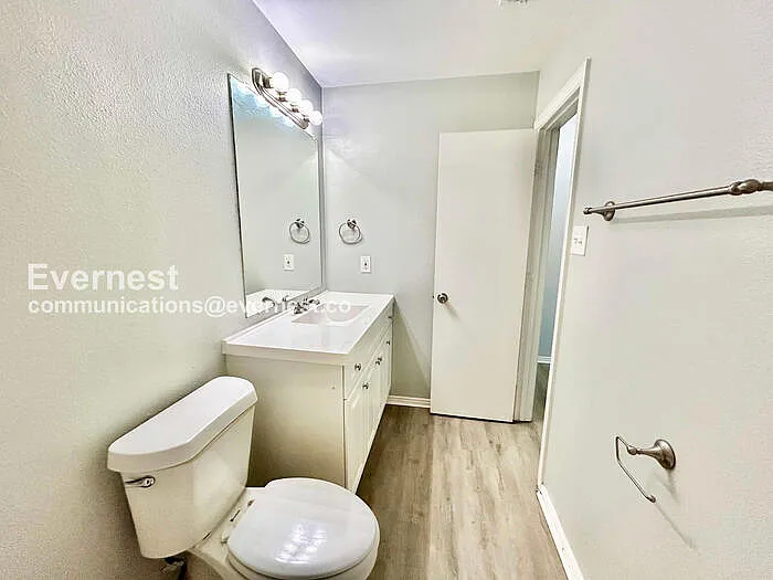 328 Ezekial Ave — Photo 15