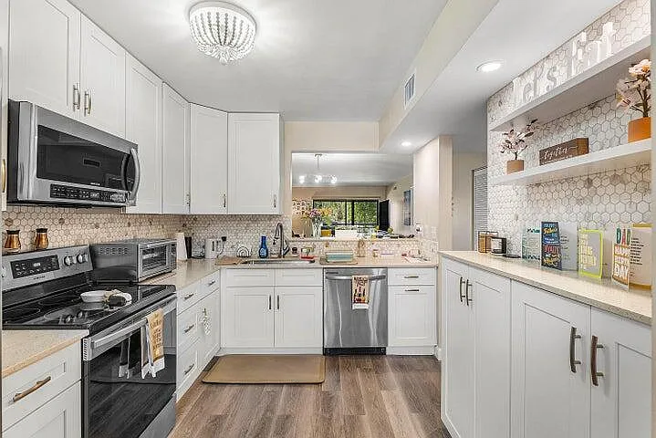 10110 Cedar Point Blvd #203 — Photo 9