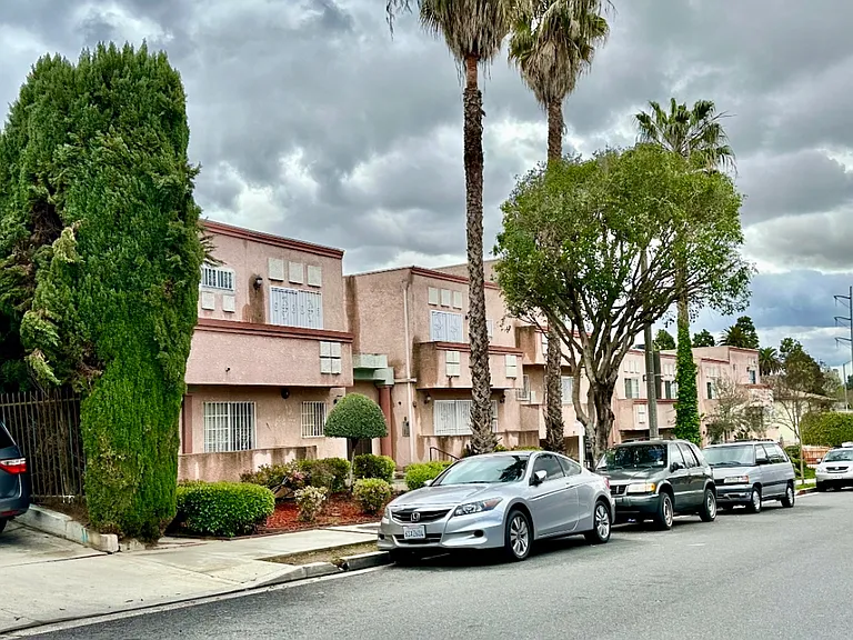 720 N Eucalyptus Ave #104 — Photo 1