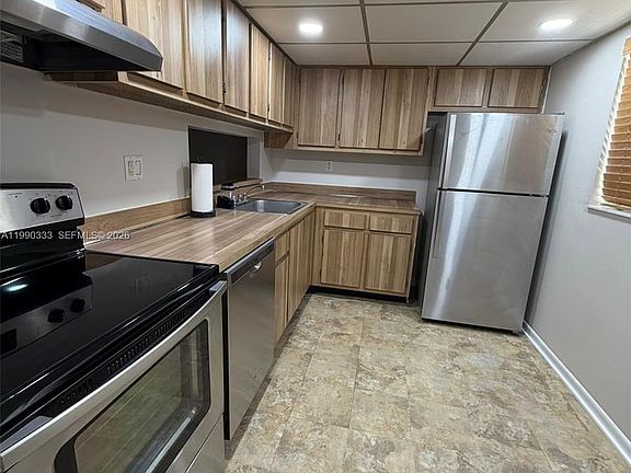 5th image of 8025 SW 107th Ave APT 213