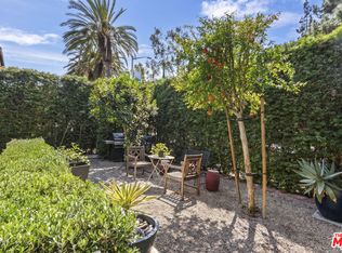 350 N San Vicente Blvd, West Hollywood, CA 90048