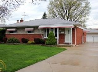 4809 Shell Ct, Warren, MI 48091