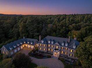 6 Lancaster Rd, Windham, NH 03087