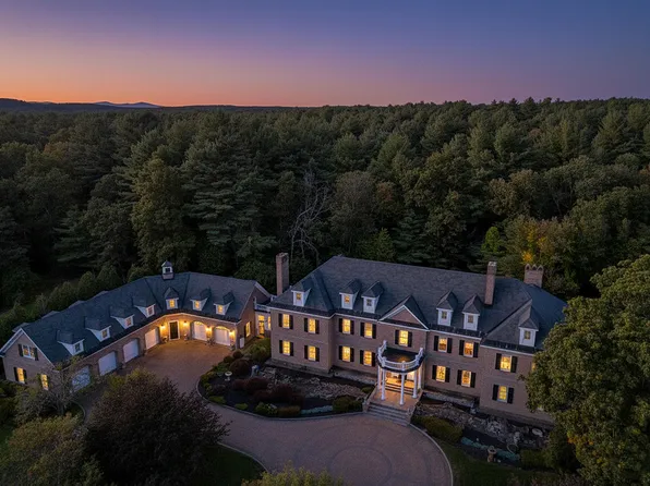 6 Lancaster Road, Windham, NH 03087