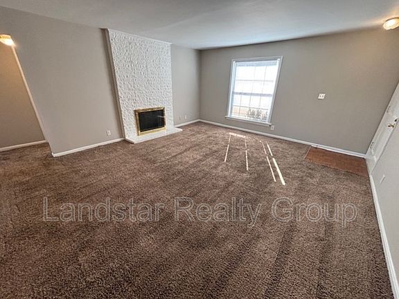 2nd image of 3221 Kemmons Dr #4