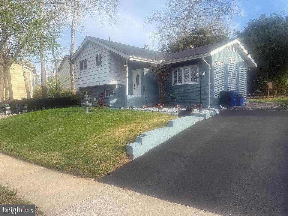 1st image of 11321 College View Dr