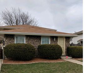 18009 Olympia Dr, Cntry Clb Hls, IL 60478