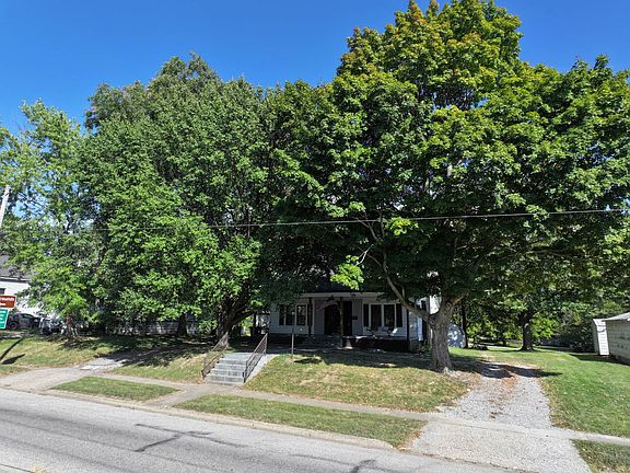 3rd image of 236 N 4th St